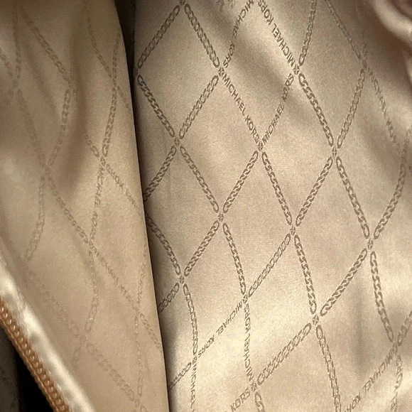 Michael Kors Jersey Signature Dark Brown and Tan Tote Approx. 16 x 11 x 6 - Picture 14 of 17